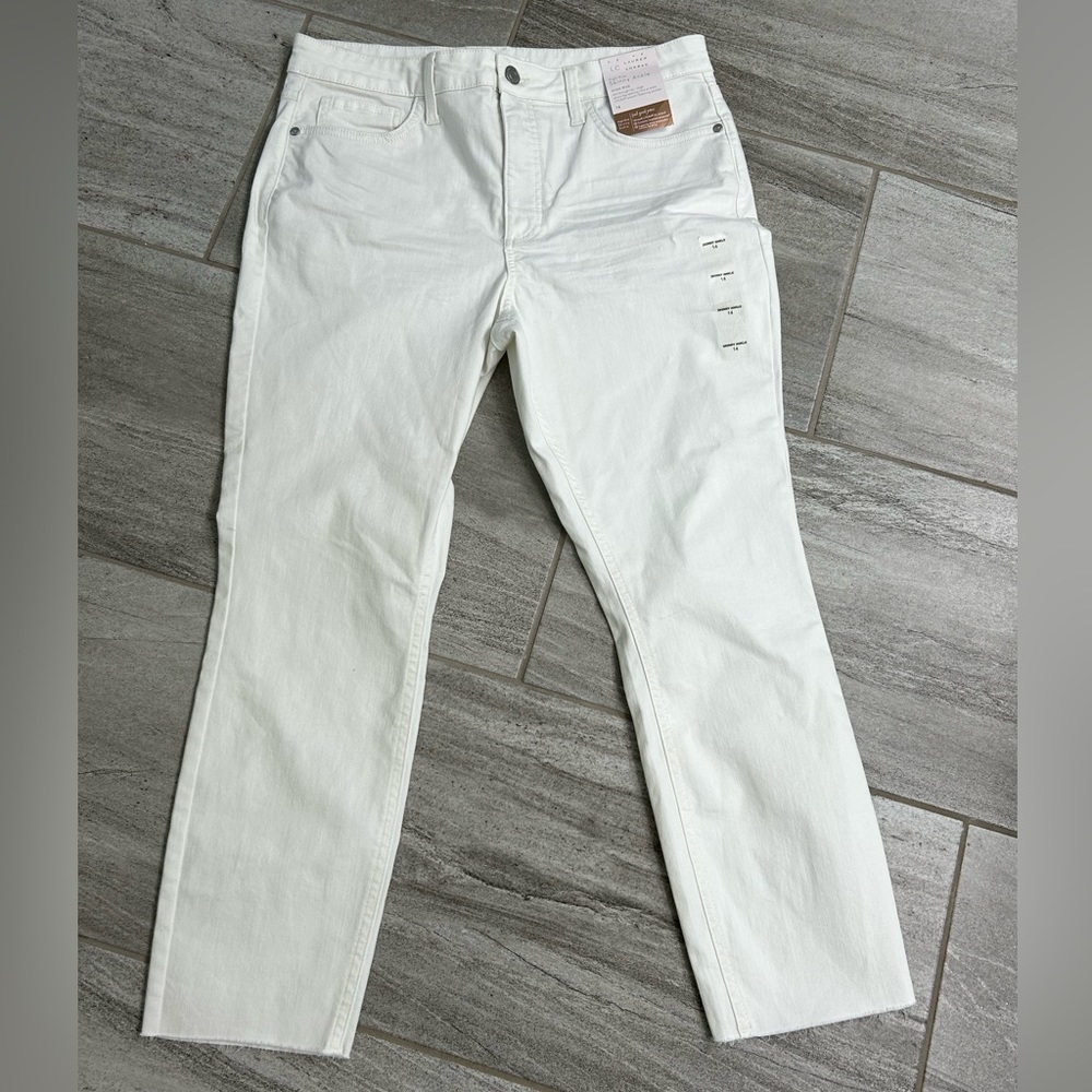 NWT Lauren Conrad Jeans